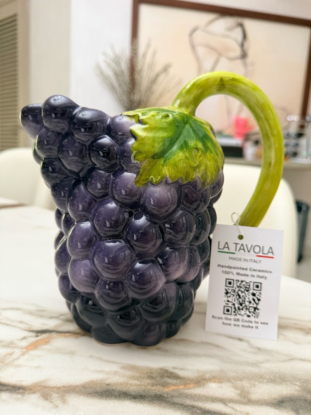 New La Tavola Italy Hand Painted Ceramic Purple Grape Pitcher Jug 9"